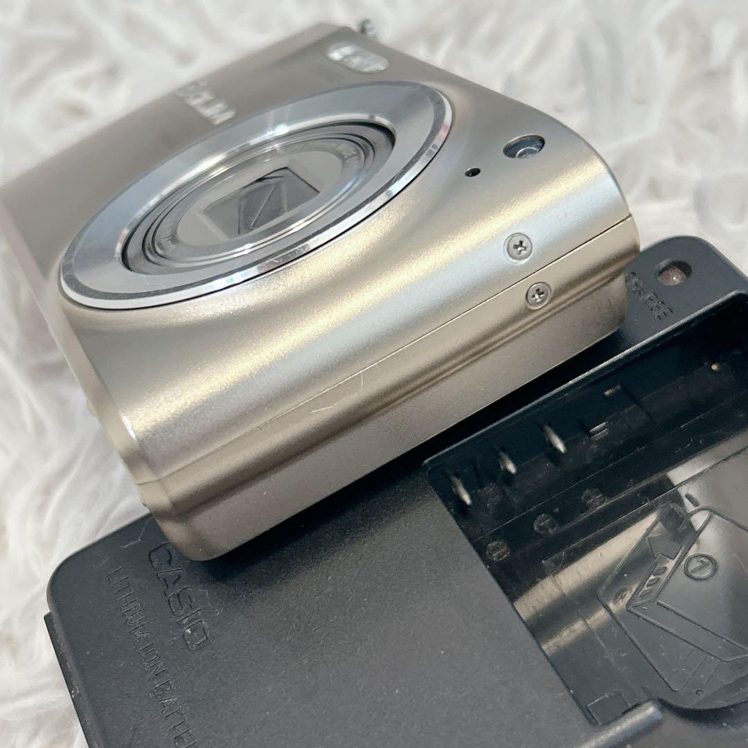 カシオ EXILIM デジタルカメラEX-Z400 純正バッテリー　充電器