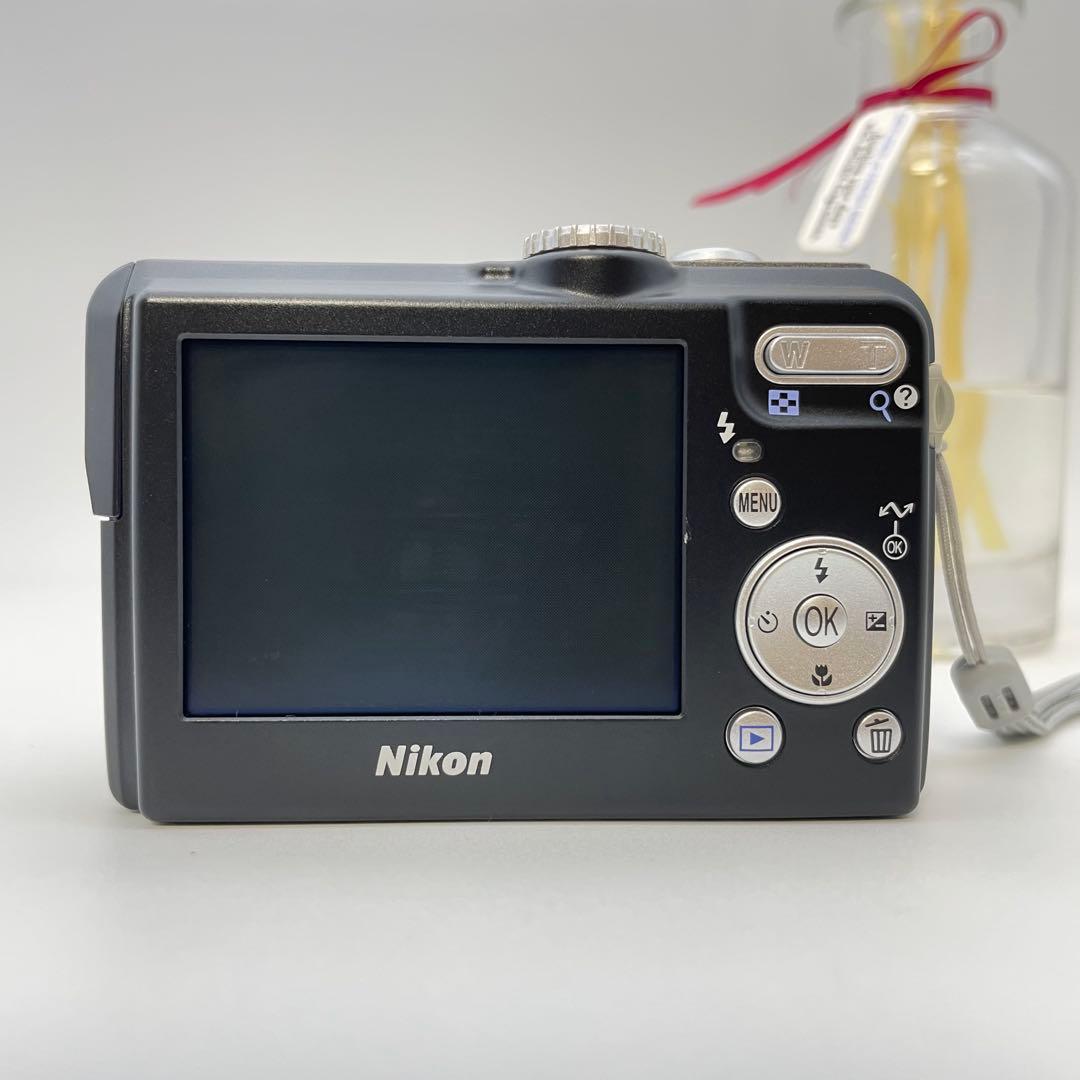 美品✨Nikon coolpix P1✨動作確認済 スマホ転送OK 可愛い 黒♪