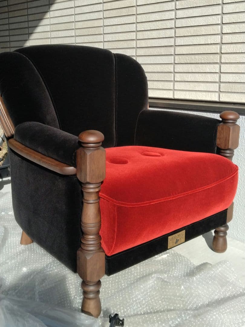 【超美品】 カリモク 大人ディズニー 肘掛椅子 Mickey