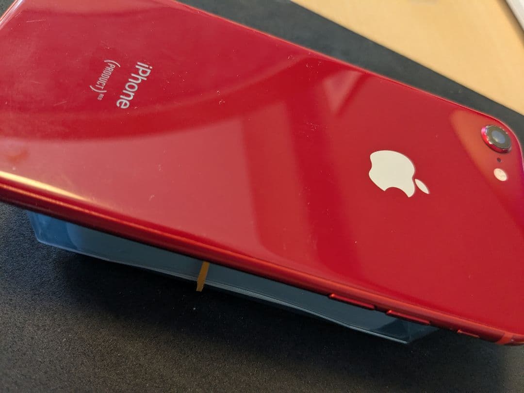 Apple iPhone 8 レッド 4.7インチ 64GB