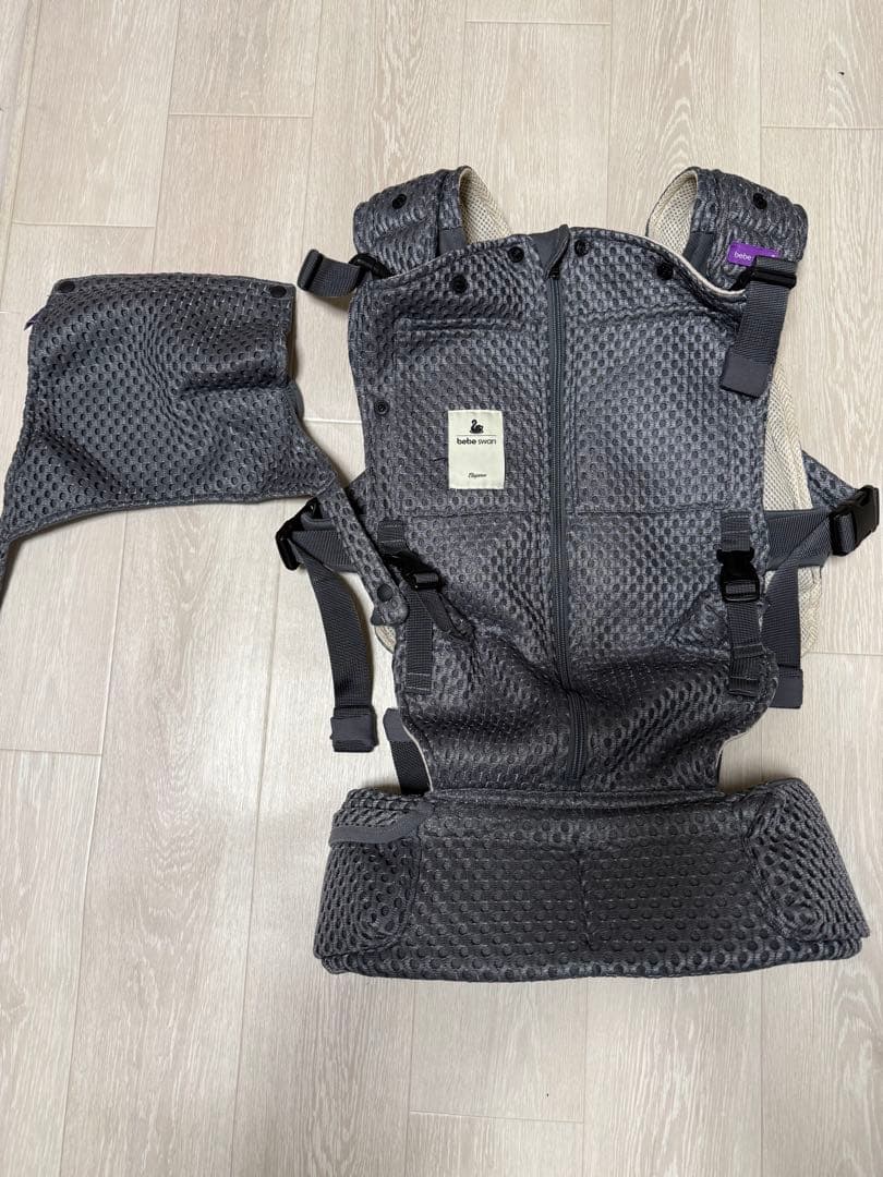 bebe swan メッシュ抱っこ紐　グレー