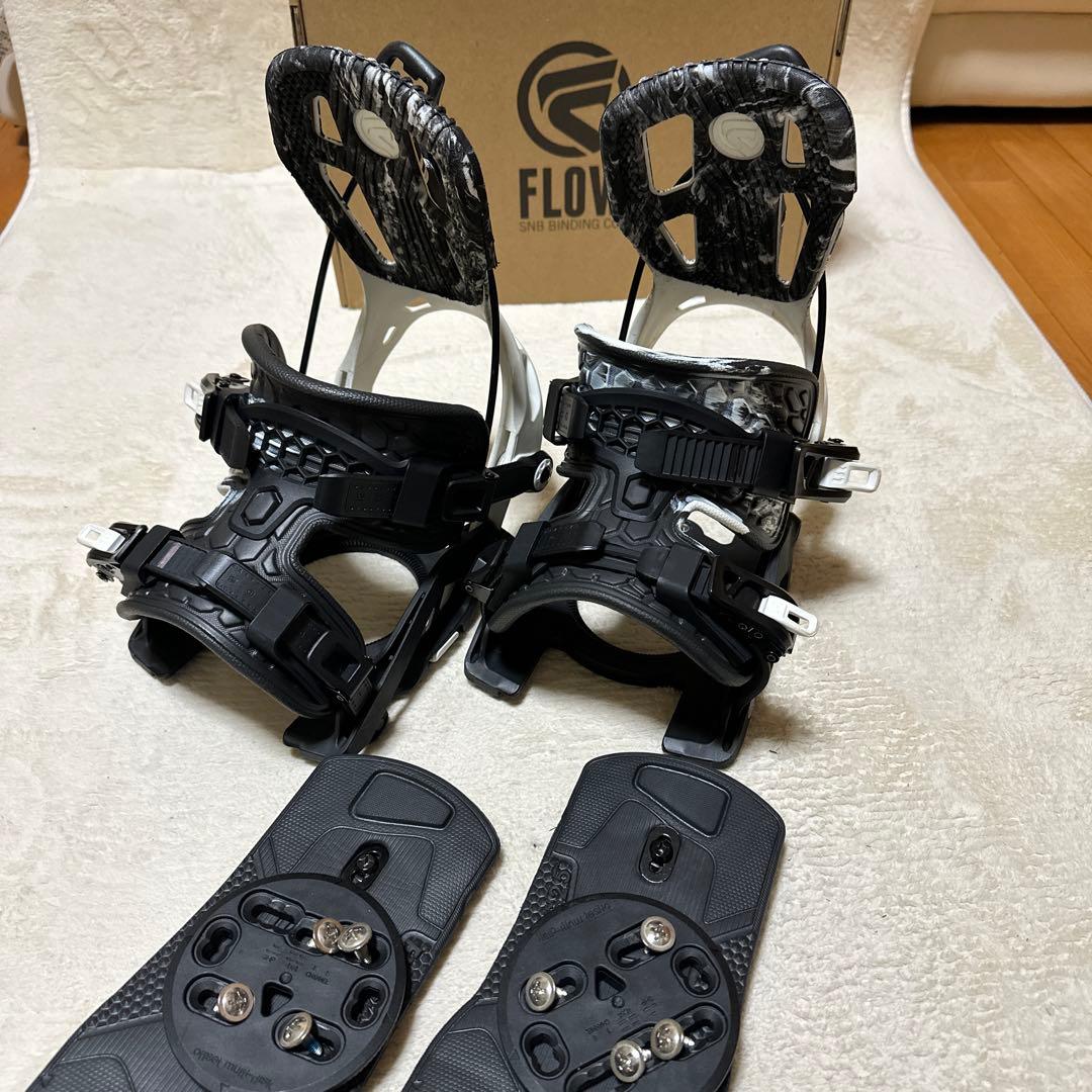 FLOW スノーボード ビンディング ブラック/ホワイト　FUSE サイズＬ