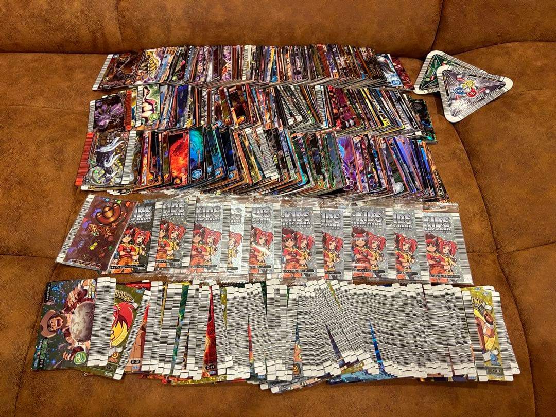 ☆*☆様 恐竜キング　約460枚　カード　ケース　まとめ売り