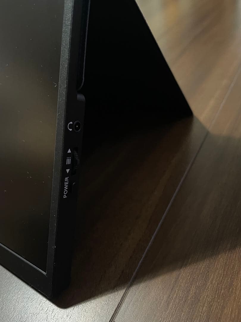 COCOPAR モバイルモニター 18.5インチ　スタンド&ケース付