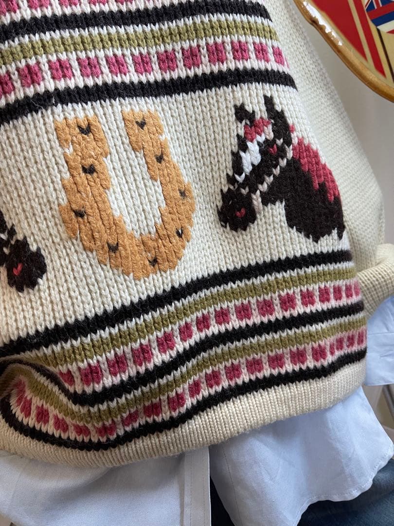 ユニセックス　カナダ製⭐︎ 馬　ニット　馬蹄　蹄鉄⭐︎ ピュアバージンウール　ハート
