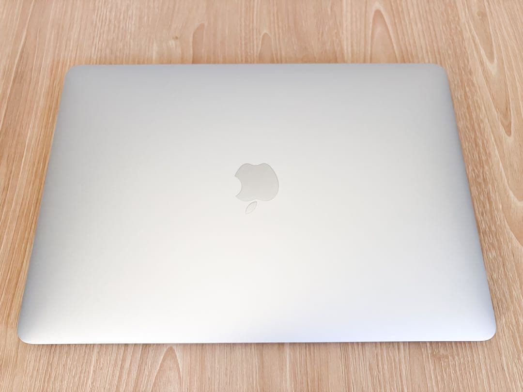 【美品】 MacBookAir M1 13inch 16GB USキー シルバー