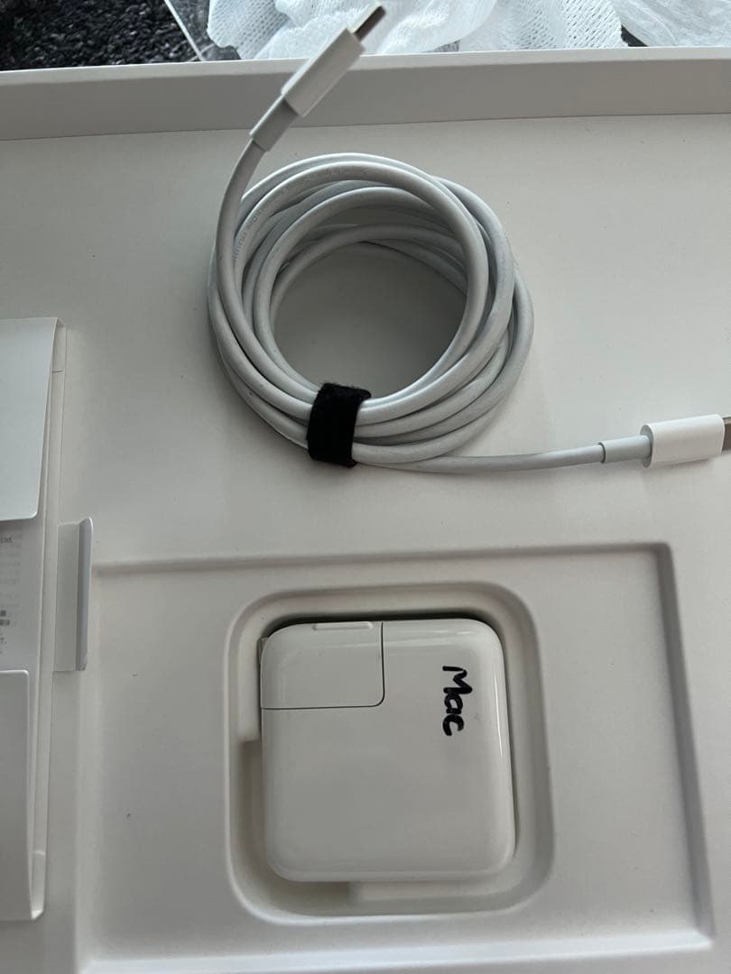 MacBook Air M1 13インチ シルバーバッリー97% 使用回数32回