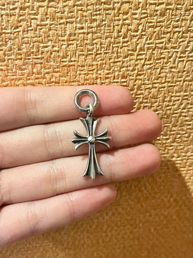 CHROME HEARTS タイニーCHクロスチャーム