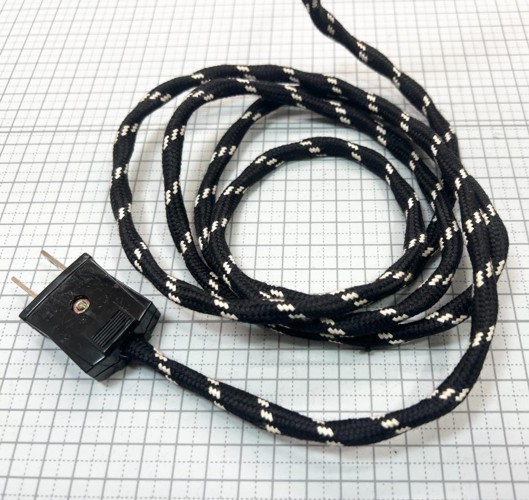 ニット専用スチームアイロン N-70 分散式 磯田電気製作所 手編み作品の仕上げ