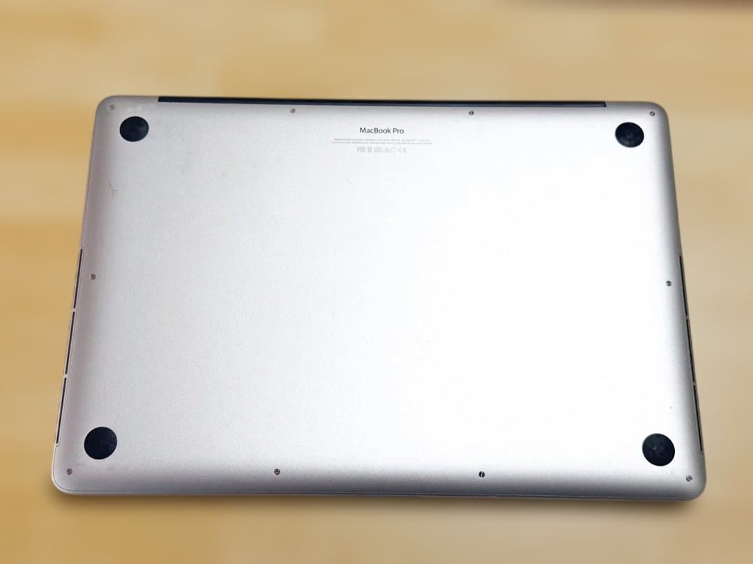 MacBook Pro 2015 15インチ i7 16GB/256GB