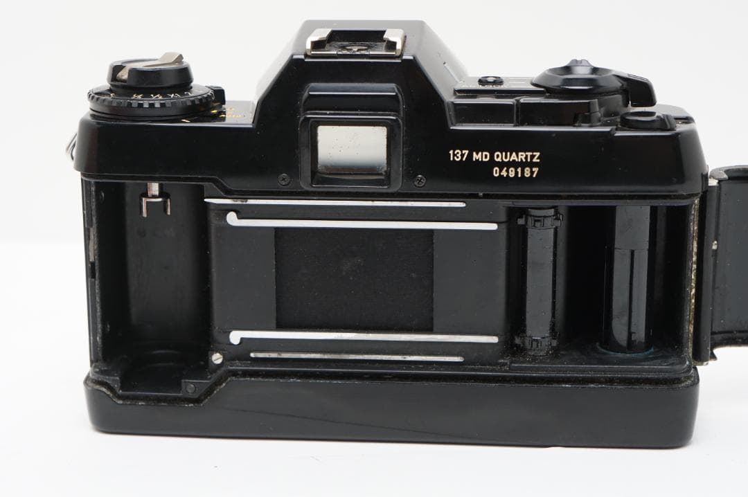 ＜動作＞CONTAX 137 MD QUARTZ 黒