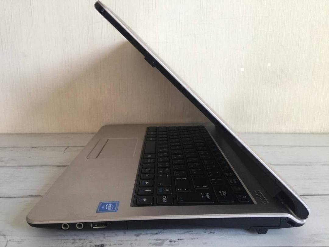 マウス LB-B420SN 14型TFT液晶　薄型・コンパクト ノートパソコン