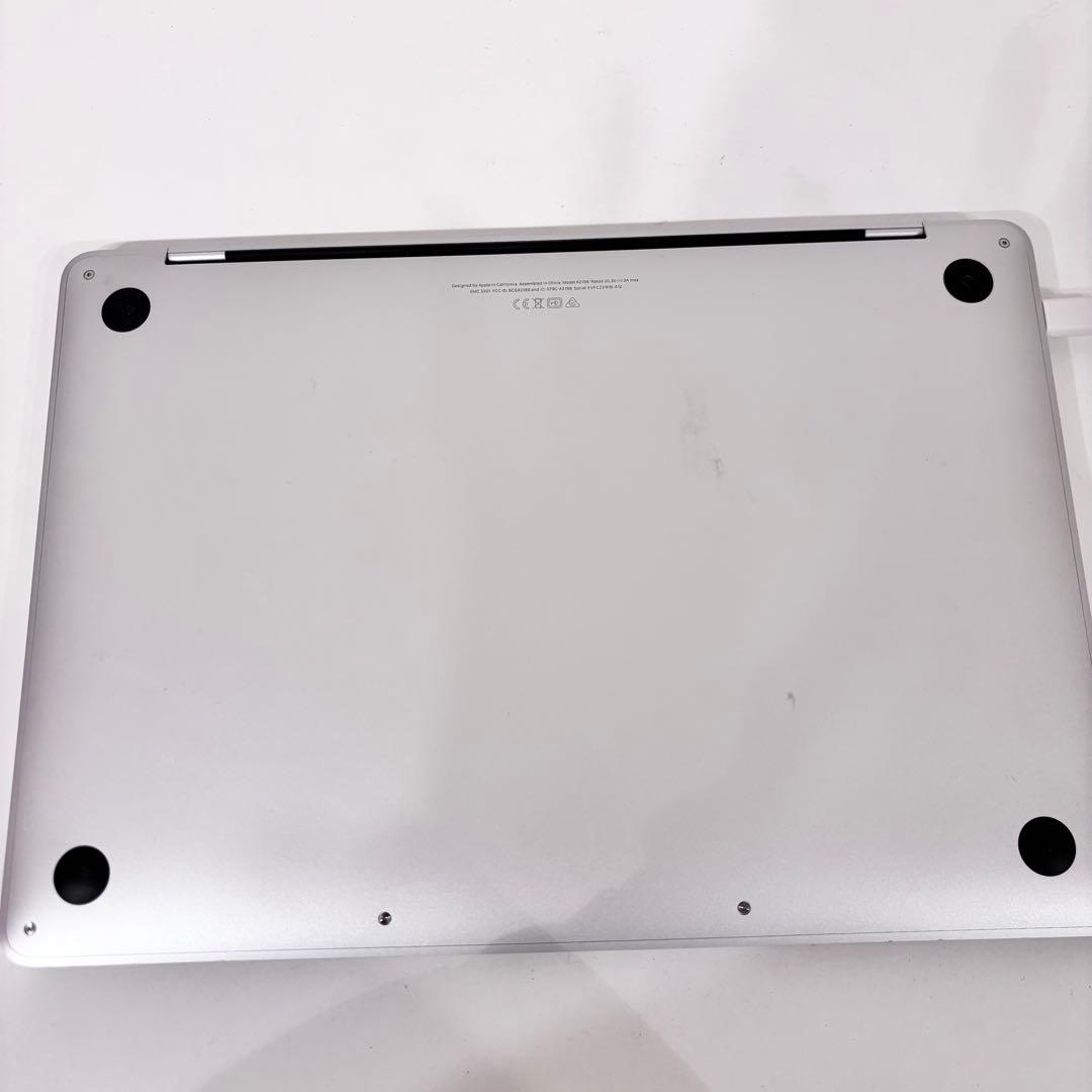 【送料無料】Macbook Pro 2019 13インチ