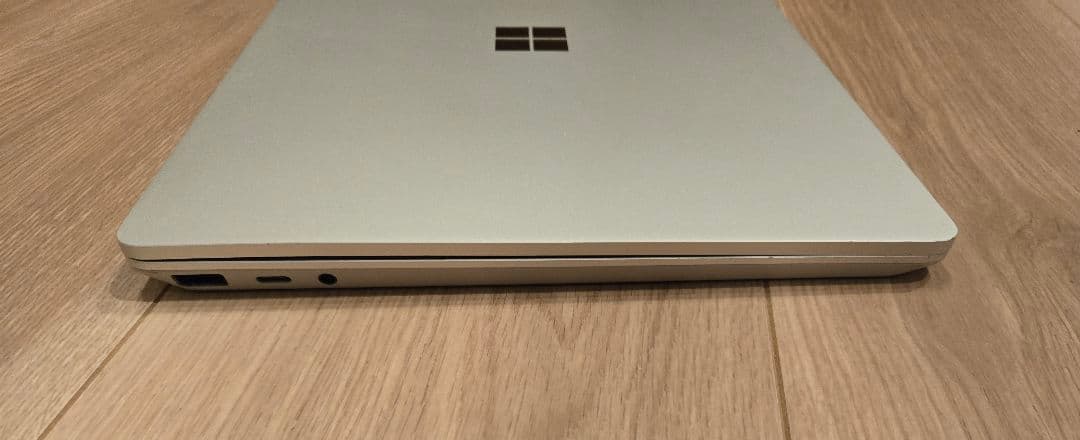 【美品】Surface Laptop Go i5/メモリ8GB上位モデル