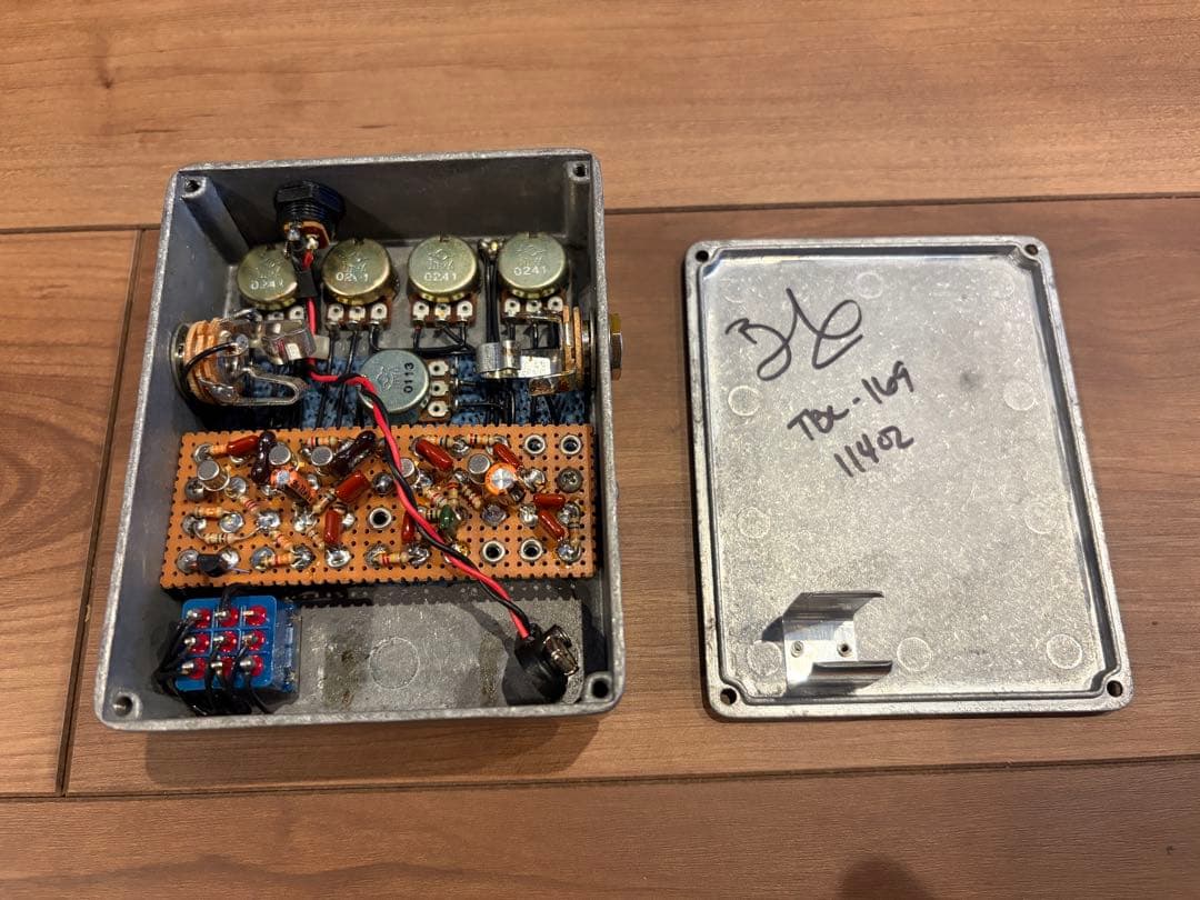 Menatone Top Boost in a Can 初期型　5knob