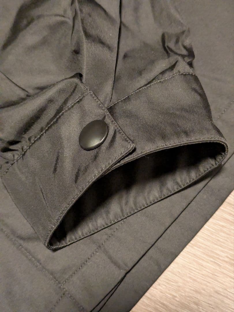 プラダ ナイロンジャケット　L