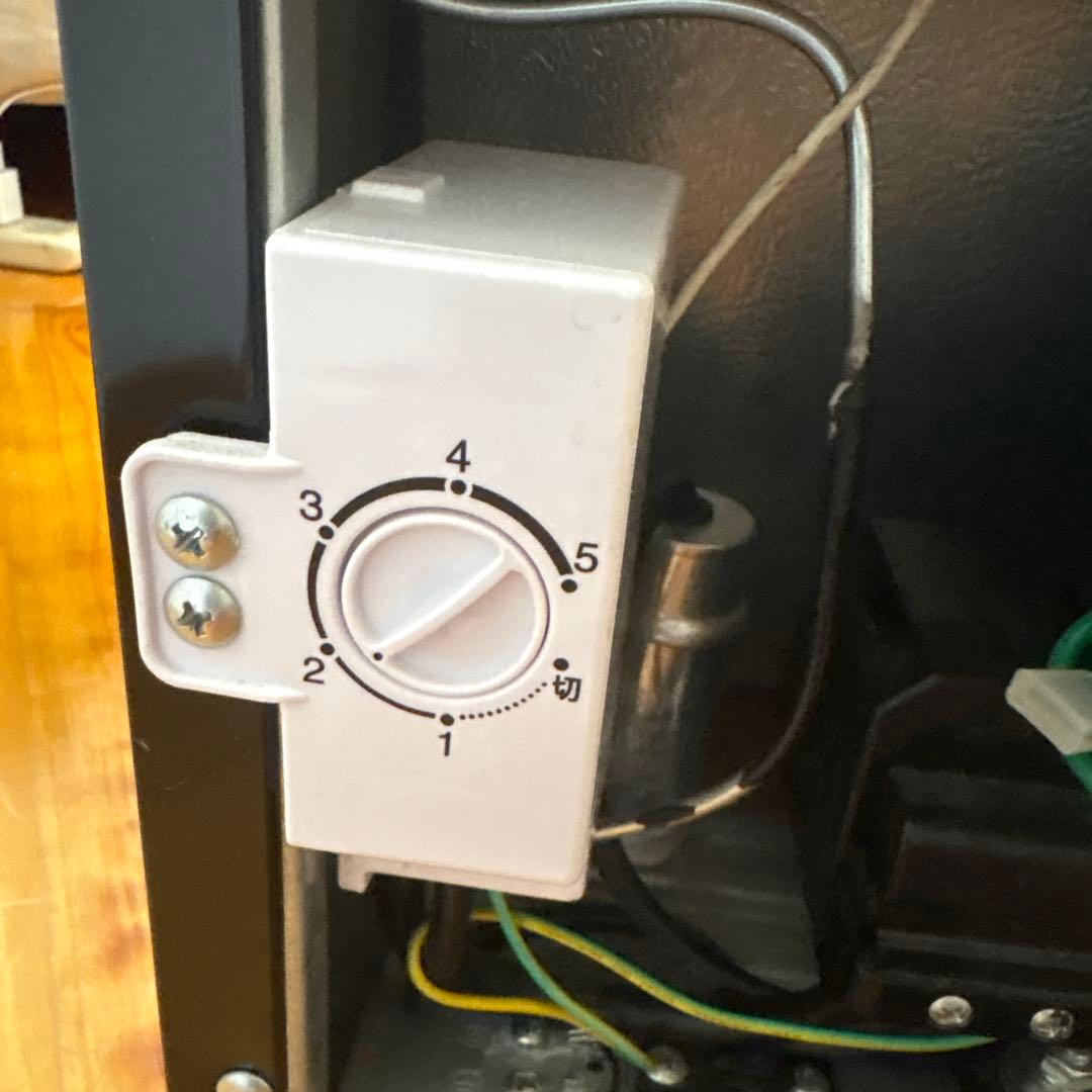 【引取限定】2020年製アイリスオーヤマ　冷凍庫 IUSD-6B-B 中古