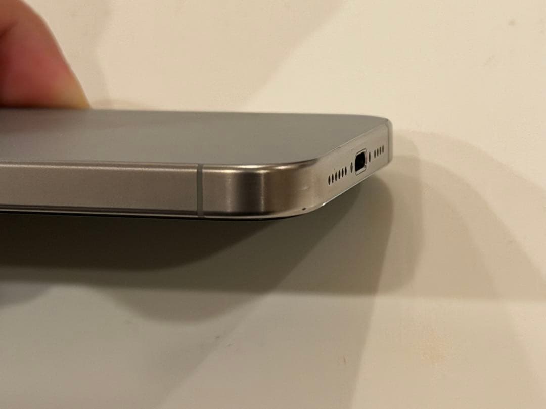 Apple iPhone 15 Pro MAX ナチュラルチタニウム 512GB