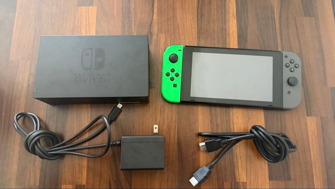 Nintendo Switch グリーン/ブラック 本体