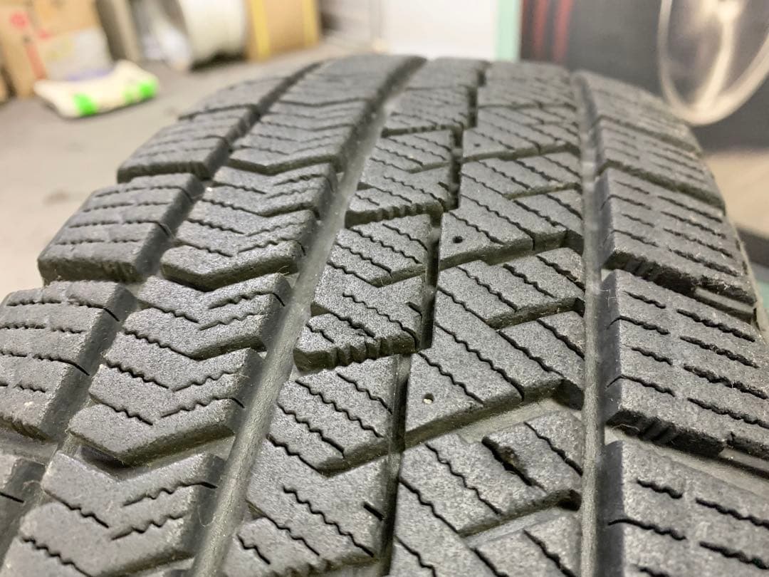 年末年始発送★ブリザック　165/70R14 アクア　ヴィッツ　マーチ　スペイド