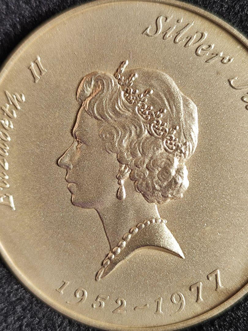 希少シルバー1977 イギリス エリザベス ジュビリー 大型 銀 メダル