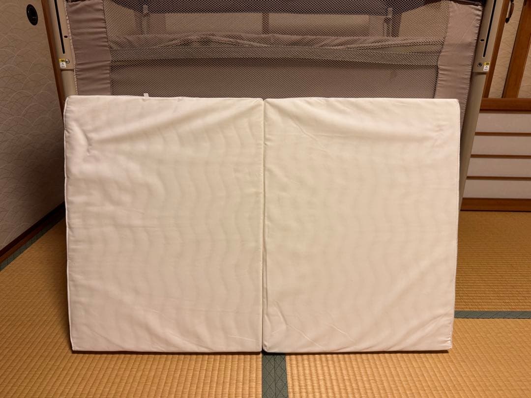 アップリカ ベビーベッド ココネル エアー　敷き布団付き