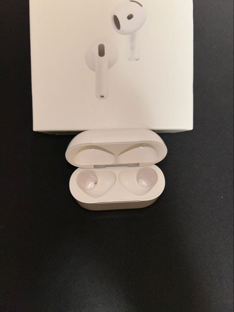 Apple AirPods 4 ＡＮＣ　 アクティブノイズキャンセリング
