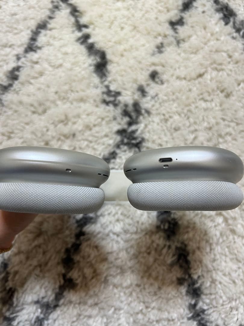 Apple AirPods Max シルバー