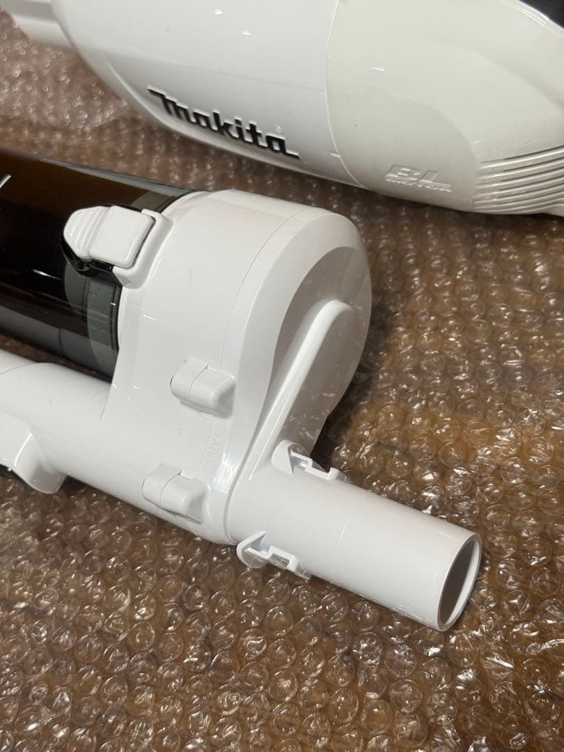 マキタ CL281F 18V充電式クリーナー サイクロン　ブラシレス　美品