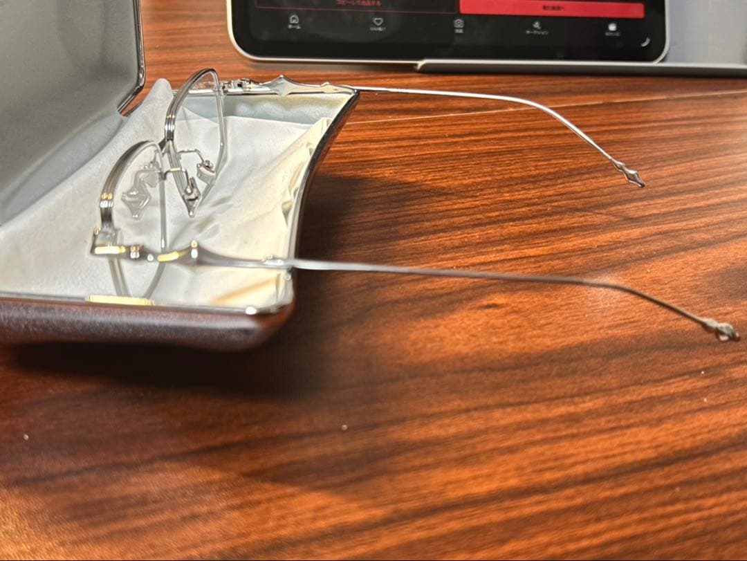 小物 Gentle monster Atomic-02