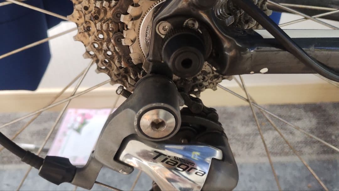 GIANT DEFY2 ティアグラ　2×10ｓ