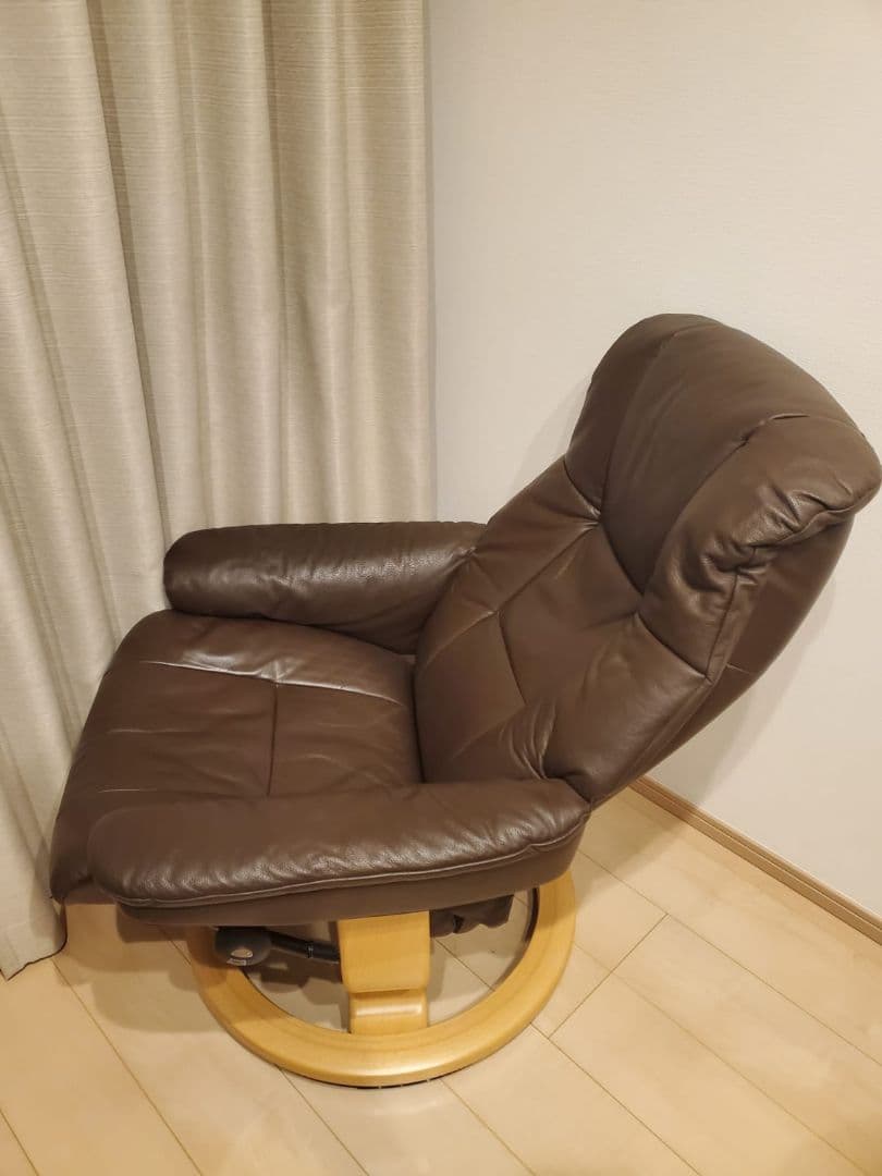 エコーネス　ストレスレスチェア　美品①