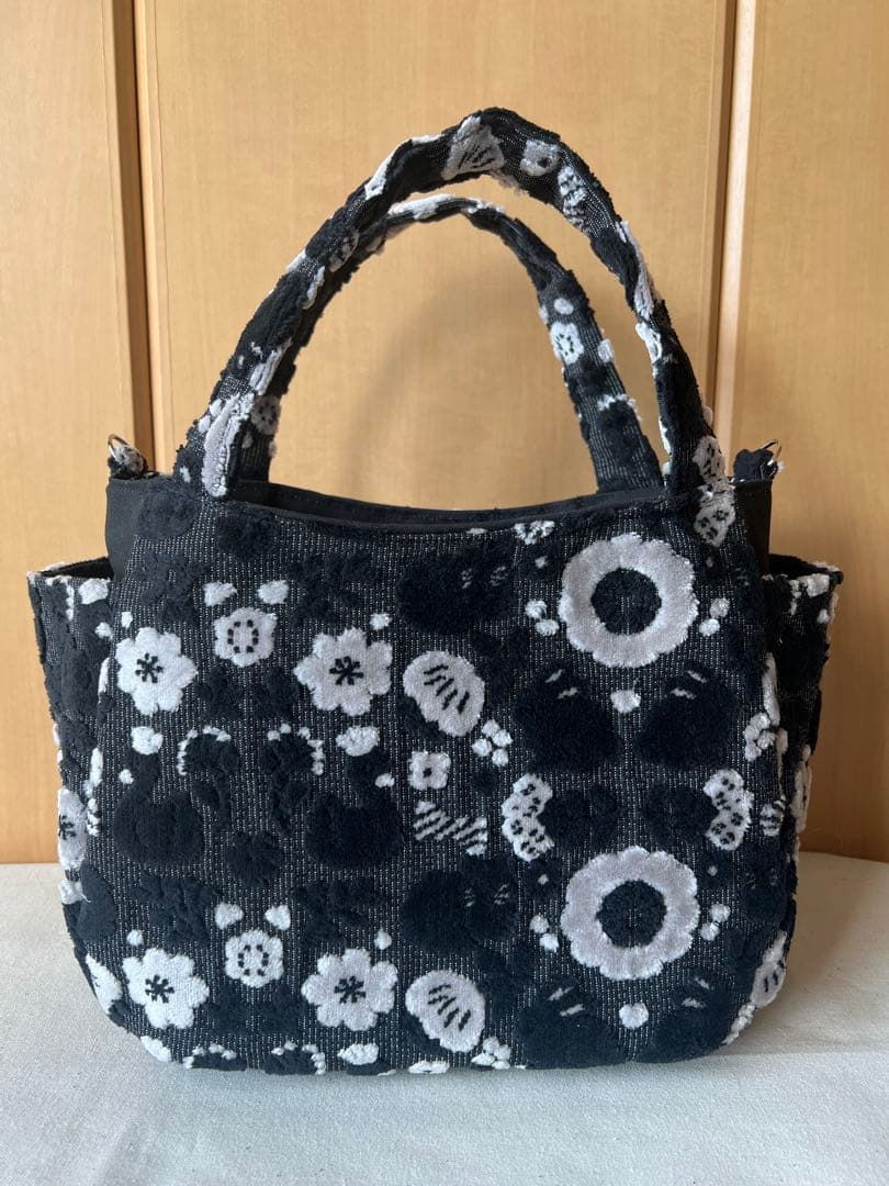 のびしろ応援【ジョリーフルール】もふもふ　チューリップバック　M パンダブラック