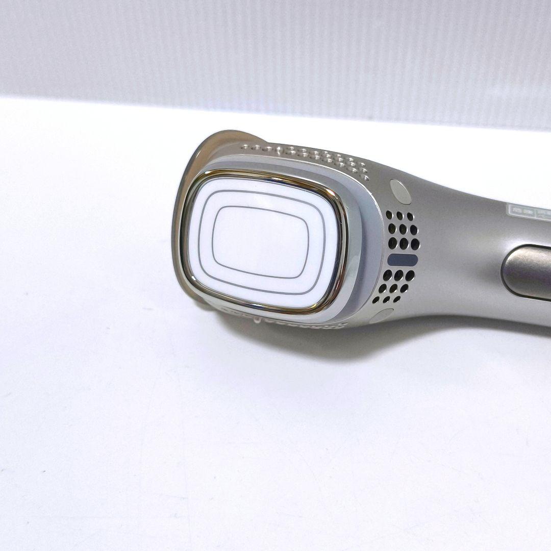 【送料無料】パナソニック Panasonic イオンエフェクター EH-ST98