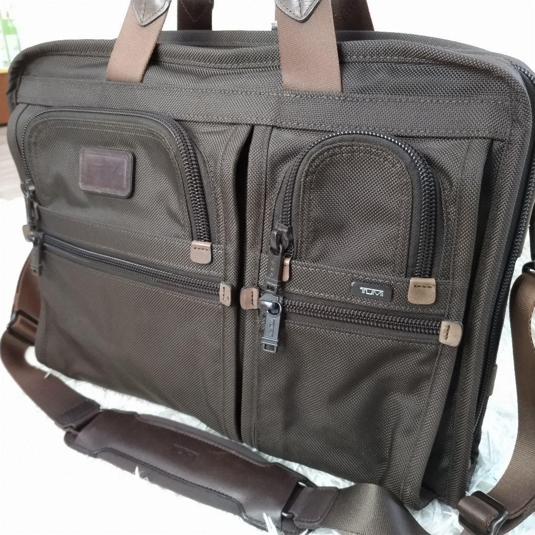 極美品　TUMI　トゥミ　ビジネスバッグ　ショルダーバッグ　PC可 A4サイズ