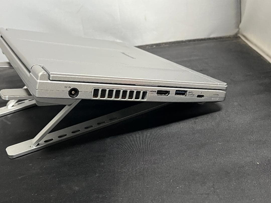 11仕様 モバイルに最適 Let's note SV /10世代i5 SSD