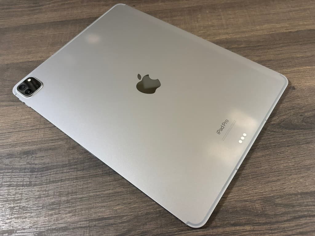 iPad Pro 12.9インチ 第6世代 1TB セルラー