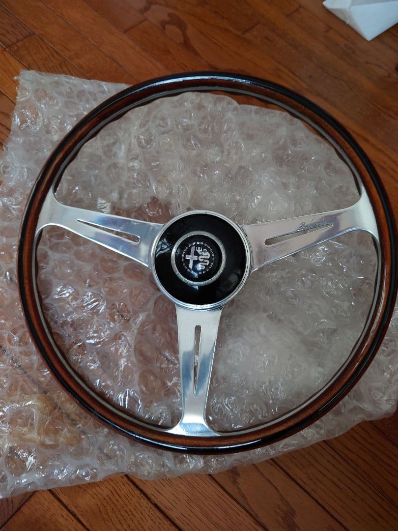 ★超希少 60、70年代当時物 ナルディステアリング アルファロメオ ジュリア