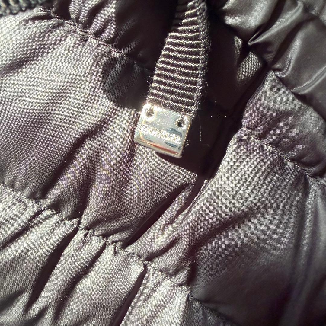 【美品】ライトダウン Moncler barbel giubbotto サイズ1