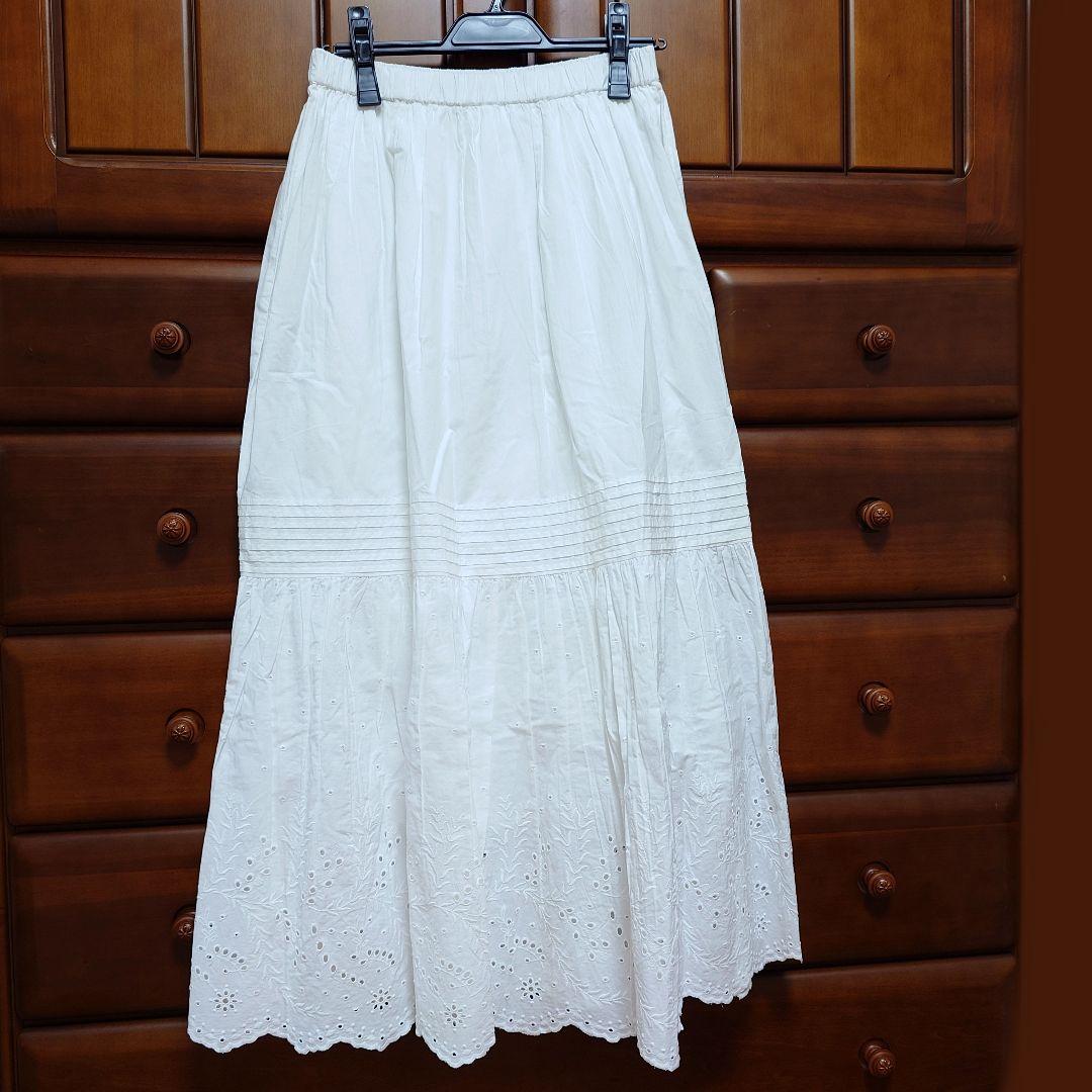 スピックアンドスパン エンブロイダリーレーススカート SLOBEIENA 白