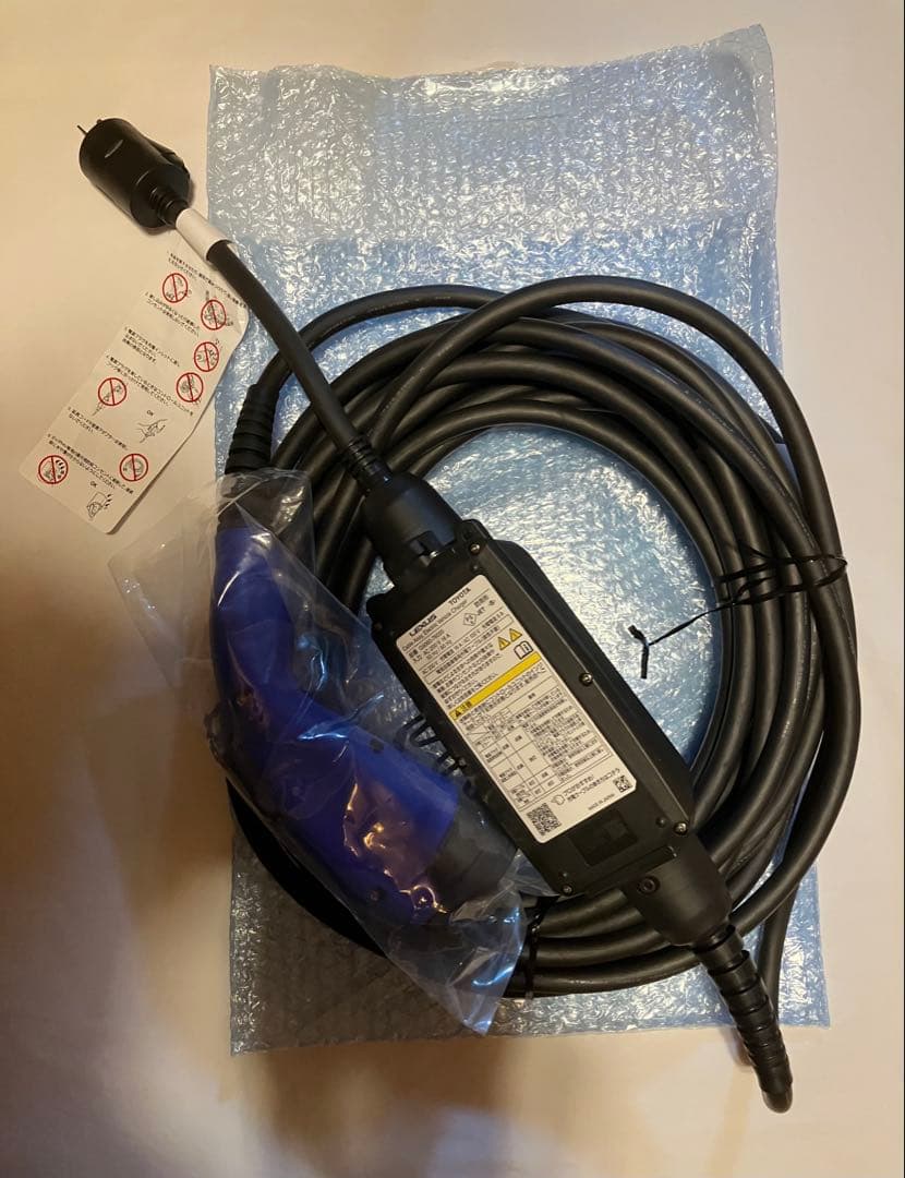 だ*い様 【美品】トヨタ純正　15m 充電ケーブル　G9060-76020