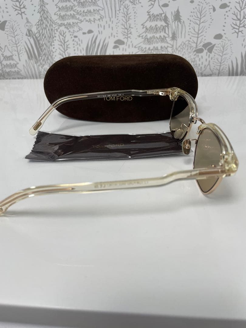 美品！【TOM FORD\トムフォード】クリアサングラス 日本限定モデル