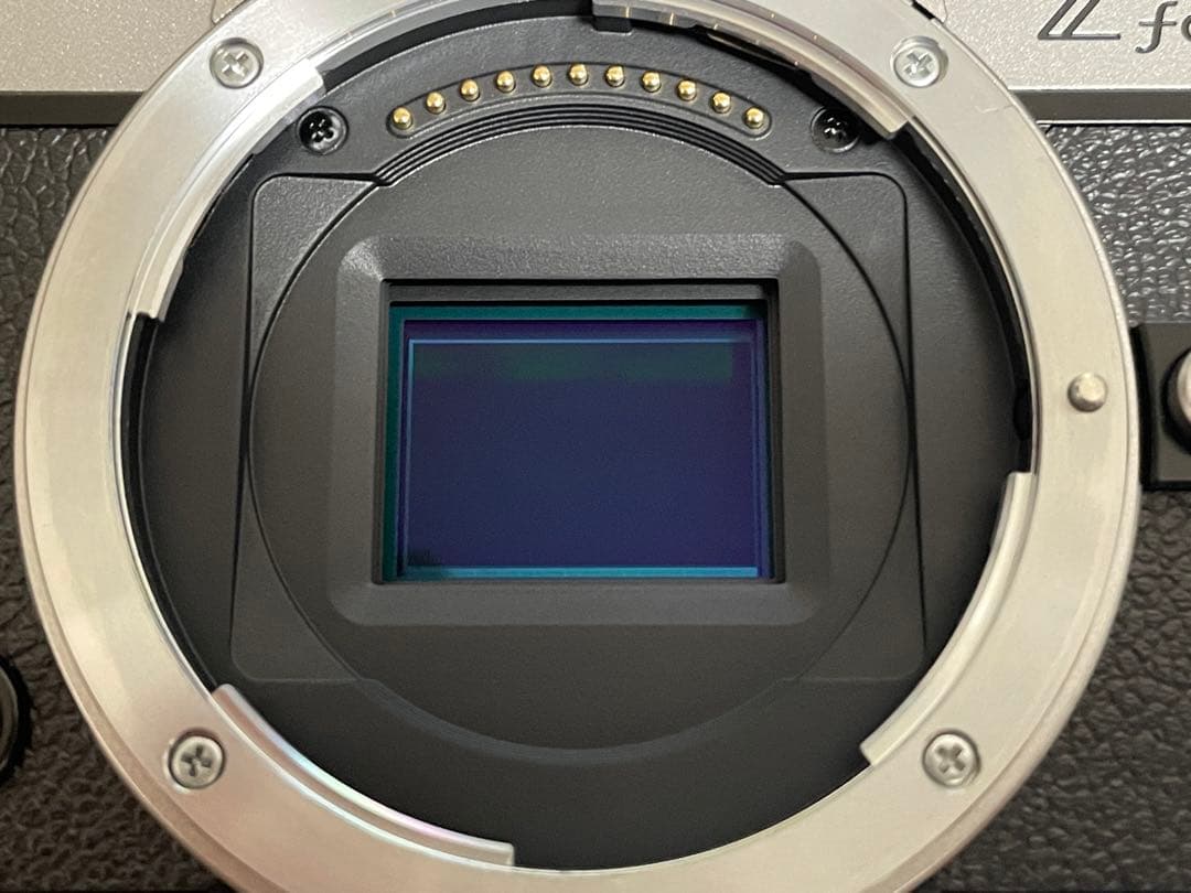 (q)Nikon Z fc シルバー 16-50VRレンズキット