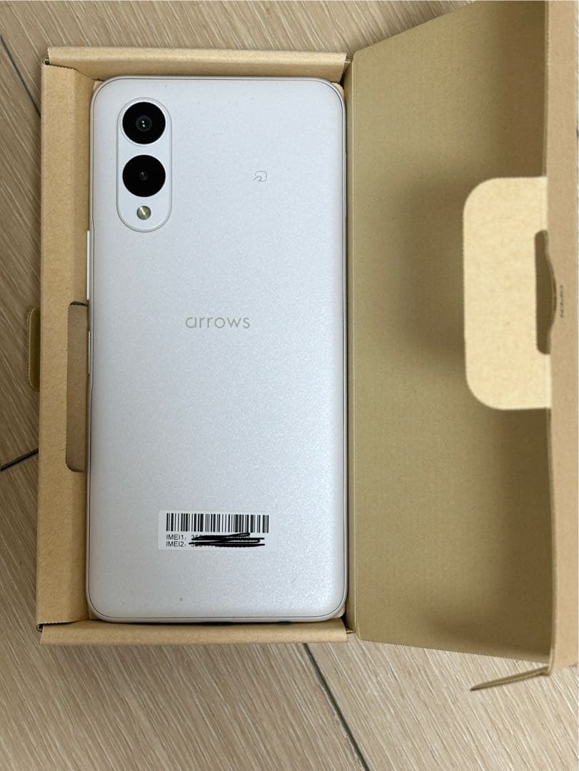 arrows ホワイト 開封のみ スマートフォン