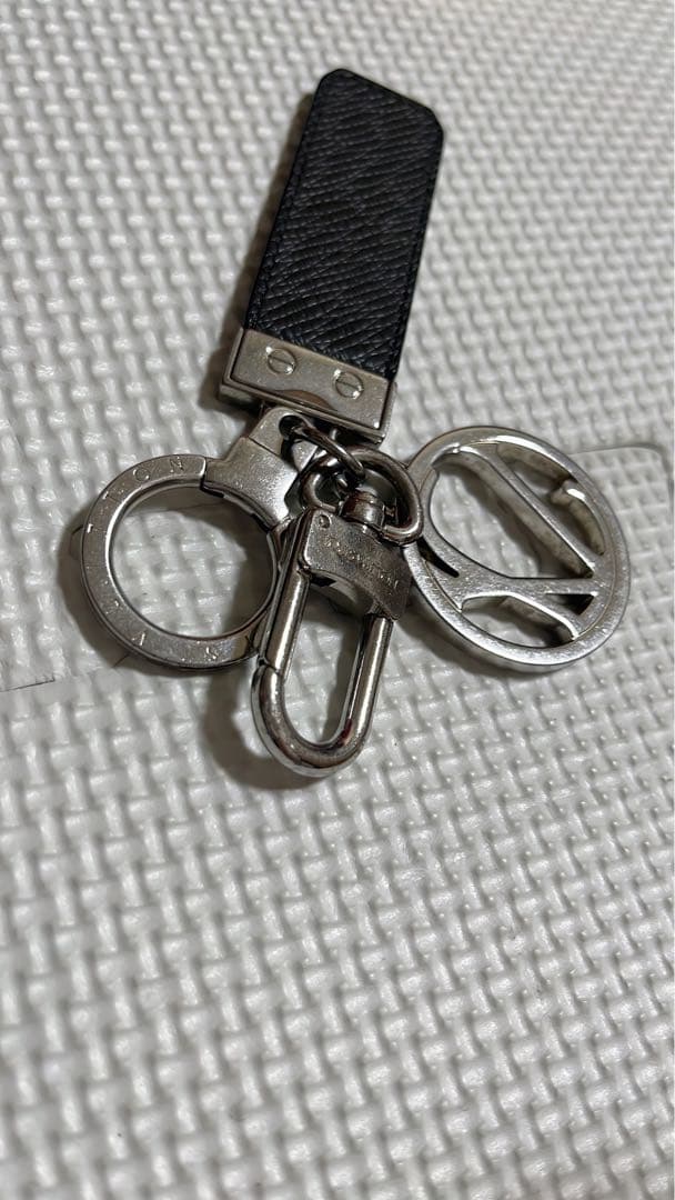 LOUIS VUITTON キーリング