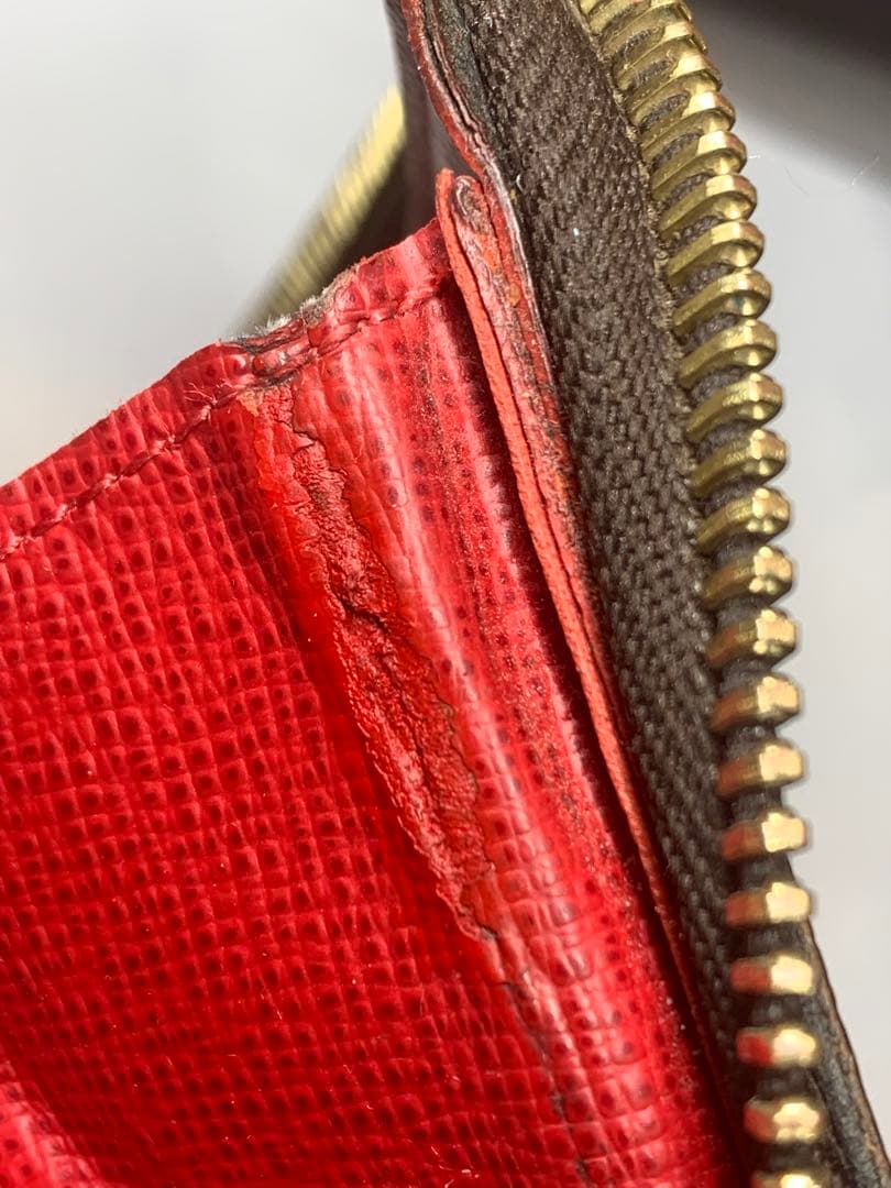 ルイヴィトン モノグラム ステッカー ジッピーウォレットコクリコ 長財布 P55