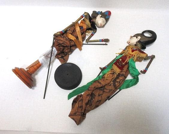 『インドネシア伝統的人形劇 ワヤン・ゴレ』 操り中古人形７体 アンティーク人形