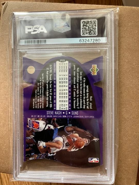 スティーブナッシュ　NBAカード 1997 ルーキー SPX PSA9