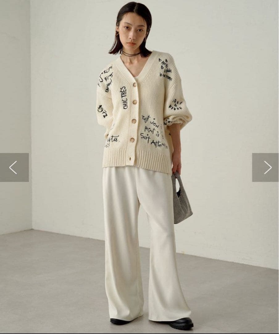 【LOUNGEDRESS】ロゴ刺繍カーディガン