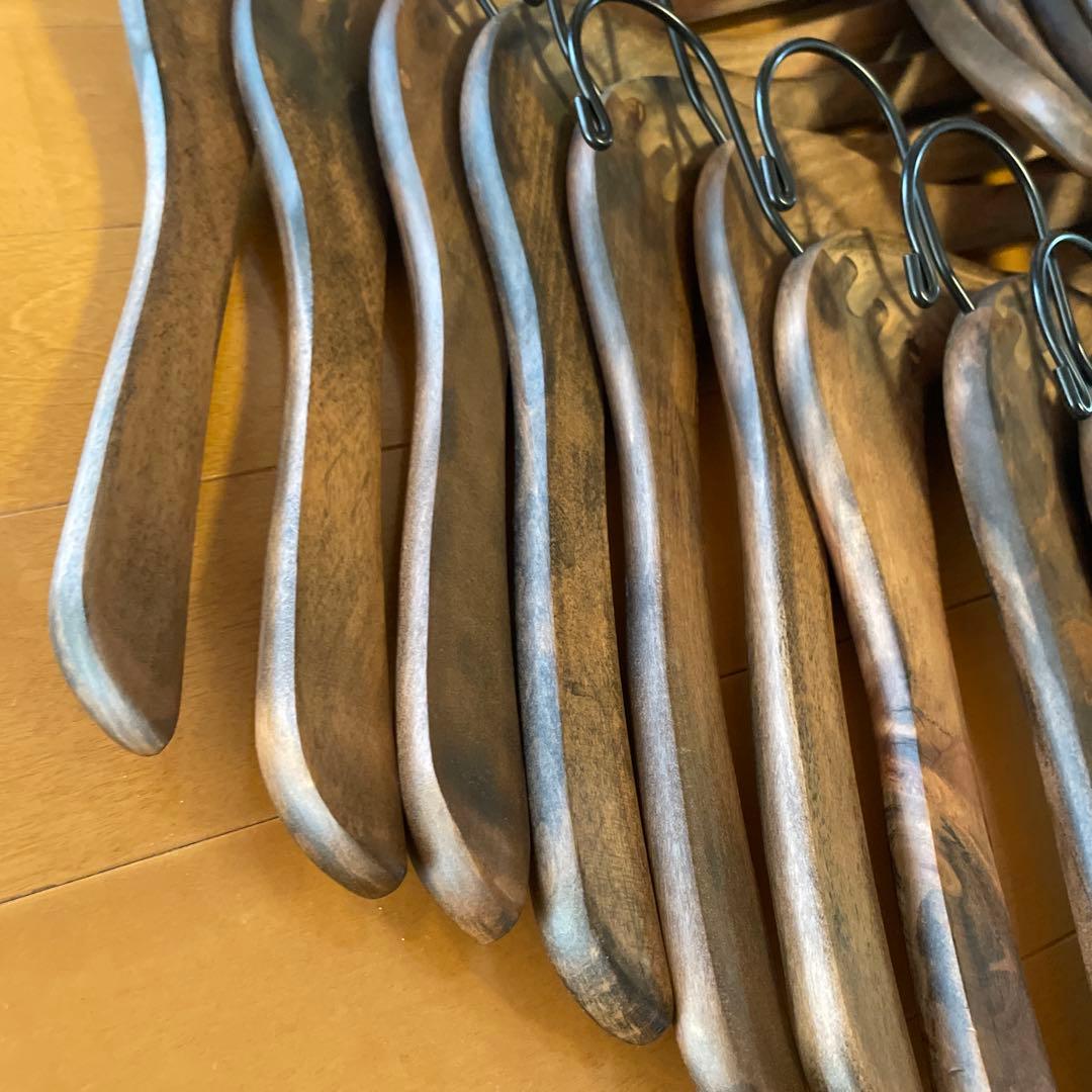 ロータス　アンティーク　木製ハンガー　トップスハンガー　大人用　Ｌ　25本